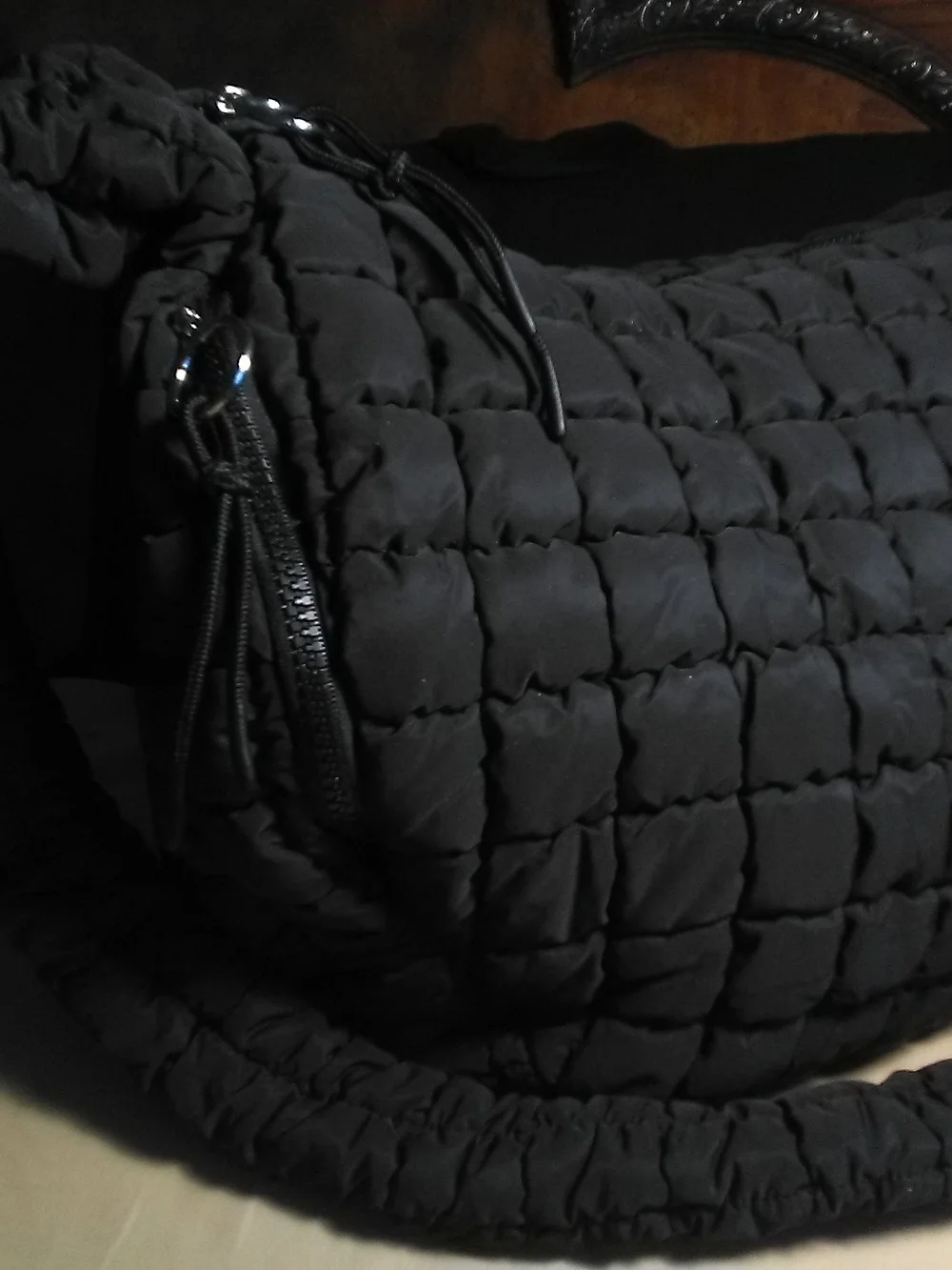 LK.NEW Black Quilted Shoulder Bag LARGE SOFT OUTER ZIPPER PKTS.